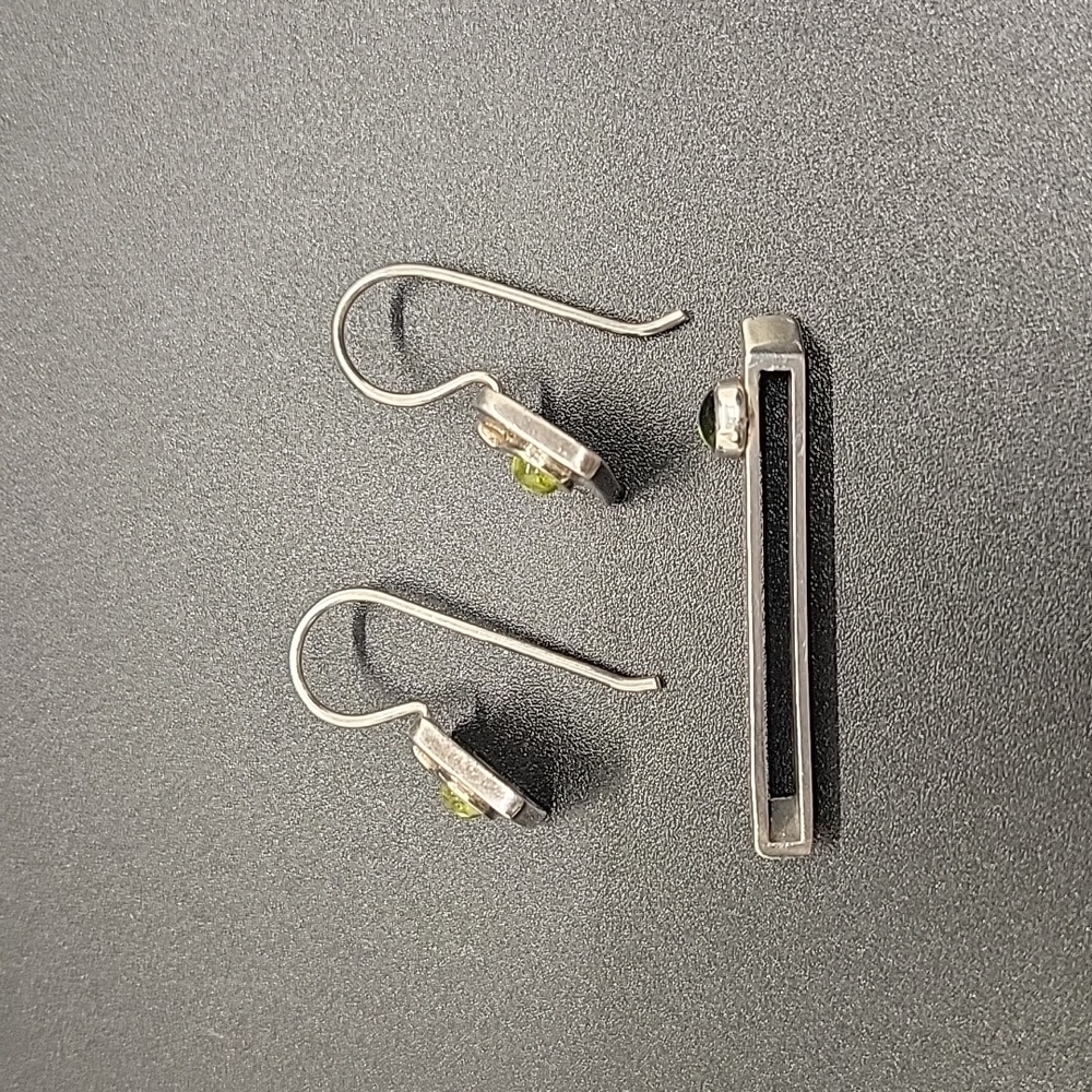 Peridot sterling silver pendant set - Picture 9 of 11